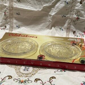 Clear Vintage Christmas Holiday Decor Plates